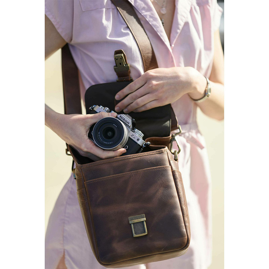 Fotoaparat Nikon Z fc Silver + 28 SE Kit - Image 22